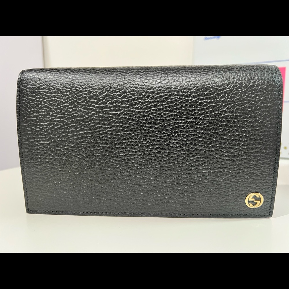 Gucci Betty Chain Wallet Leather Cross Body Bag- Pebbled Calfskin